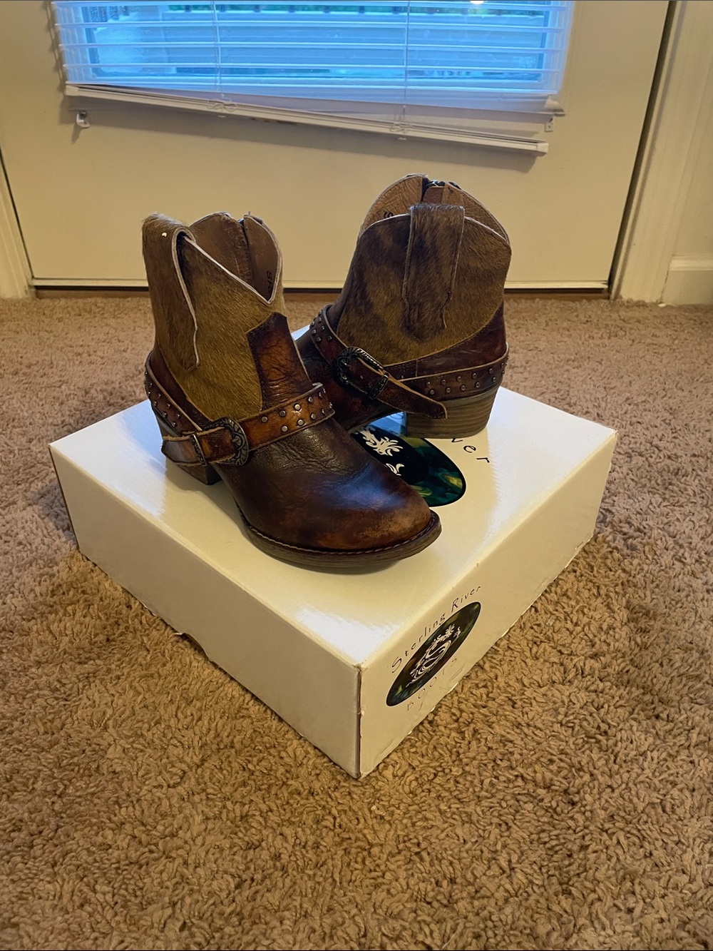 Short Cowboy Leather Western Ankle Boots with Studded Harness
